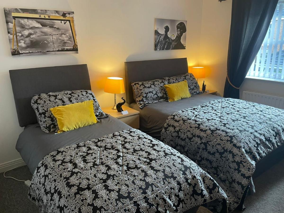 Luxury Portrush Holiday Homes - The Green, Portrush Sleeps 12 - 5 Bedrooms Exterior photo