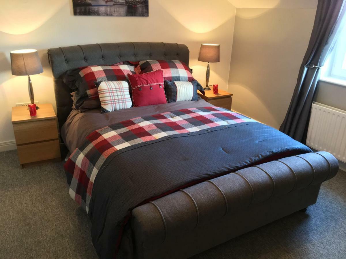 Luxury Portrush Holiday Homes - The Green, Portrush Sleeps 12 - 5 Bedrooms Exterior photo